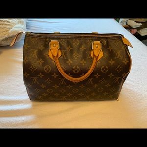 Louis Vuitton Speedy 30